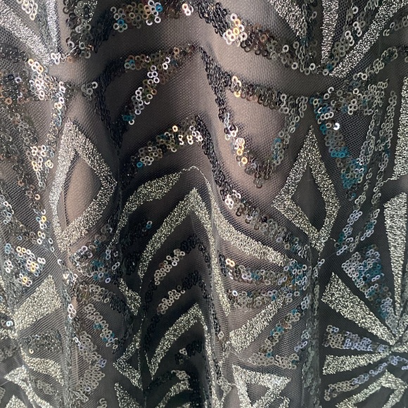 Vince Camuto Black Sequin Sleeveless Cocktail Dress Size 10 Blouson Halter - Picture 5 of 14